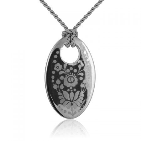 Pure Platinum Fine Porcelain Traditional Oval Pendant